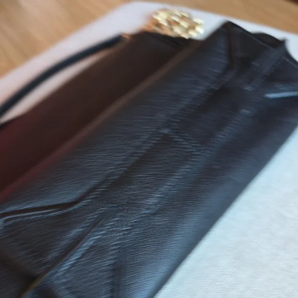 Emilio Pucci Black Crossbody Bag with Silver Chain - Picture 12 of 13